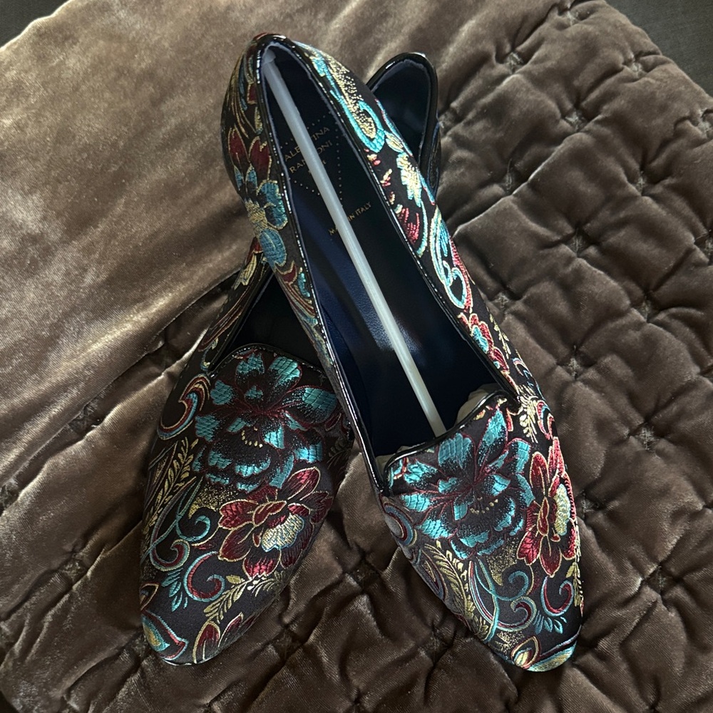 Valentina Rangoni Alessandra Flat - Picture 3 of 12